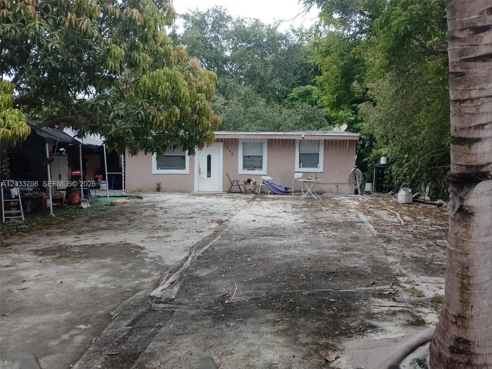 1 bedroom 1 bath Residential for sale at 1725 NW 111th St, Miami FL 33167