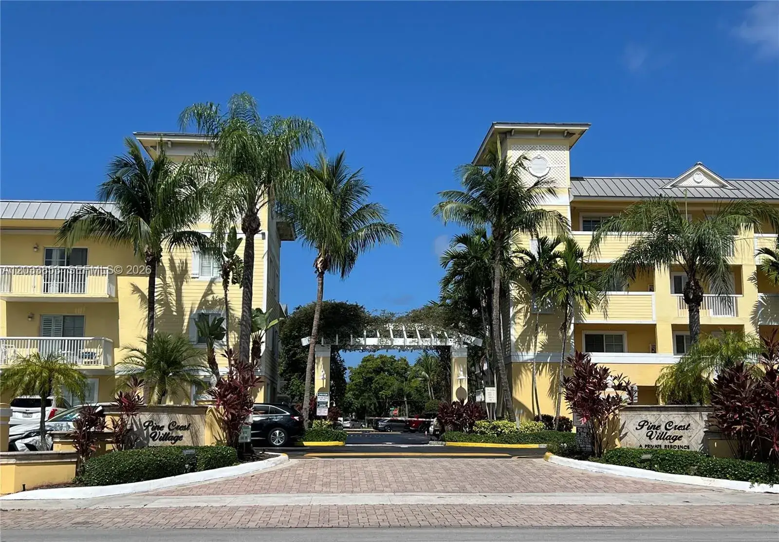 2 bedroom 2 bath Residential Lease for rent at 151 NE 16th Ave # 174, Fort Lauderdale FL 33301