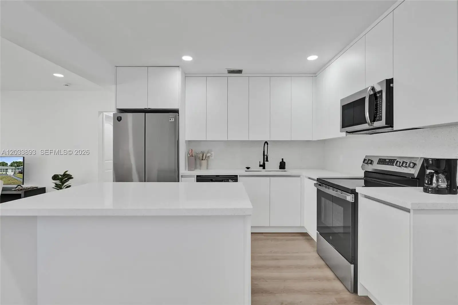 2 bedroom 1 bath Residential for sale at 1115 NW 1st Ave, Fort Lauderdale FL 33311