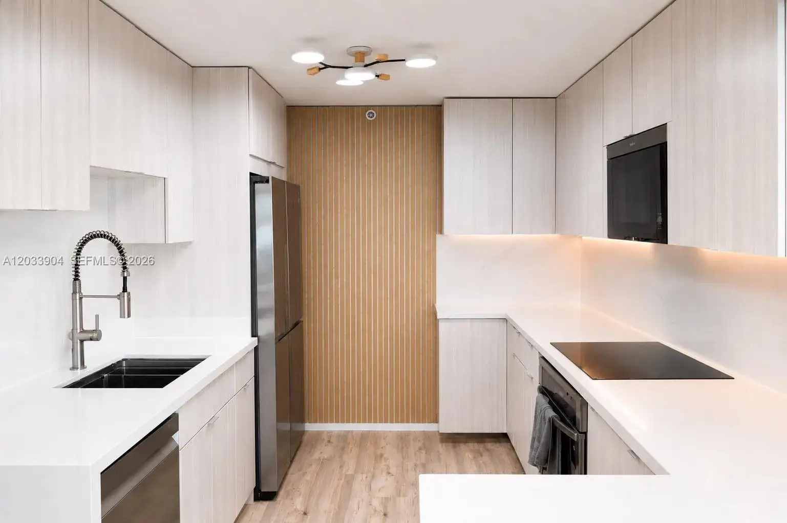 3 bedroom 2 bath Residential Lease for rent at 550 Ocean Dr # 5D, Key Biscayne FL 33149