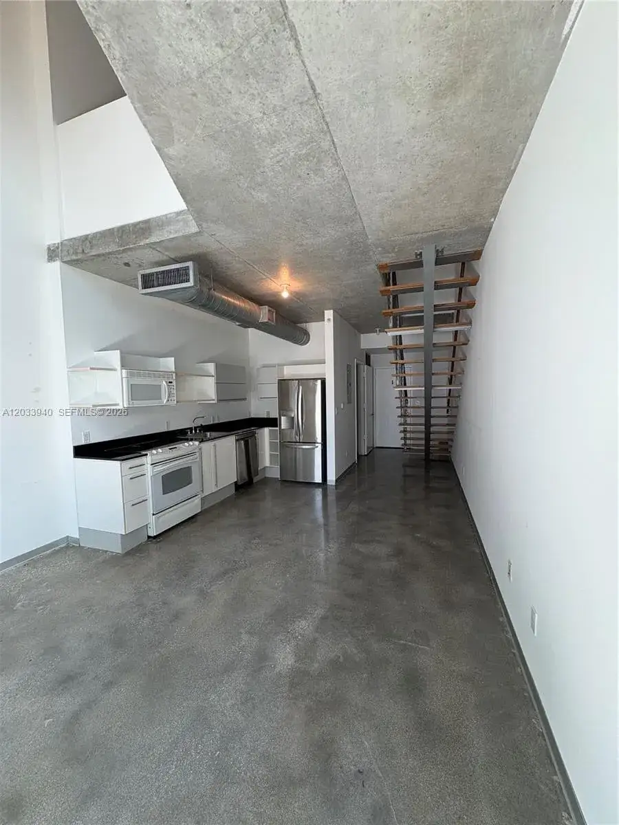 1 bath Residential for sale at 690 SW 1st Ct # 1212, Miami FL 33130
