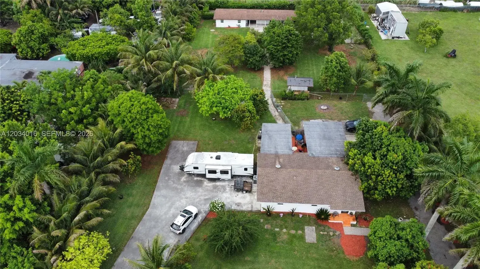 3 bedroom 2 bath Residential for sale at 20595 SW 190th St, Miami FL 33187