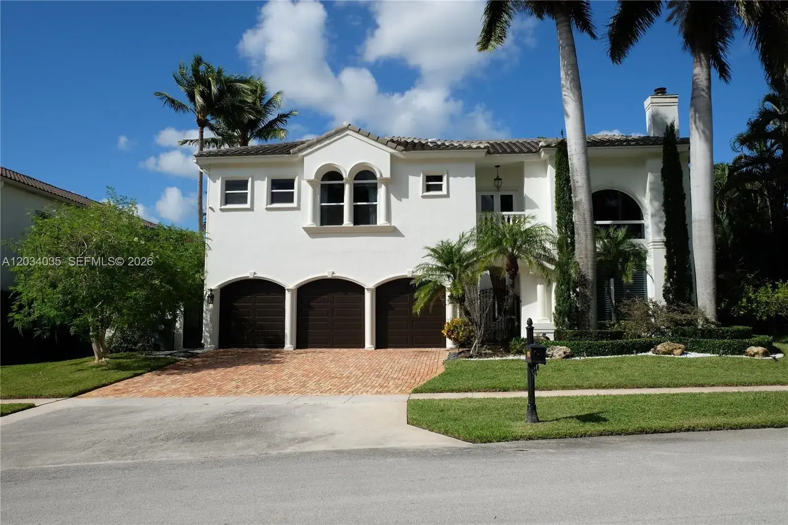 5 bedroom 4 bath Residential Lease for rent at 375 SW 16th St # 1, Boca Raton FL 33432