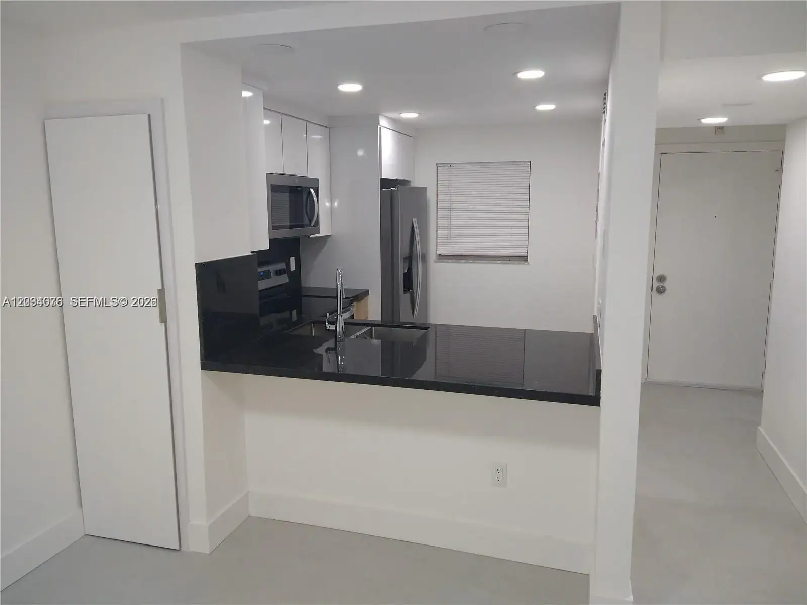 2 bedroom 2 bath Residential Lease for rent at 19791 SW 114th Ave # 233, Miami FL 33157