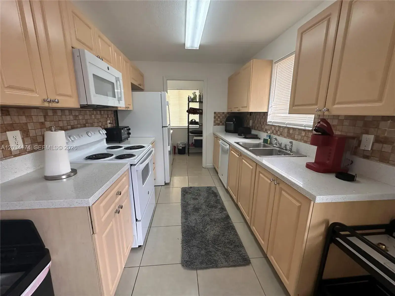 3 bedroom 2 bath Residential Lease for rent at 404 NW 2nd Ave # A, Hallandale Beach FL 33009