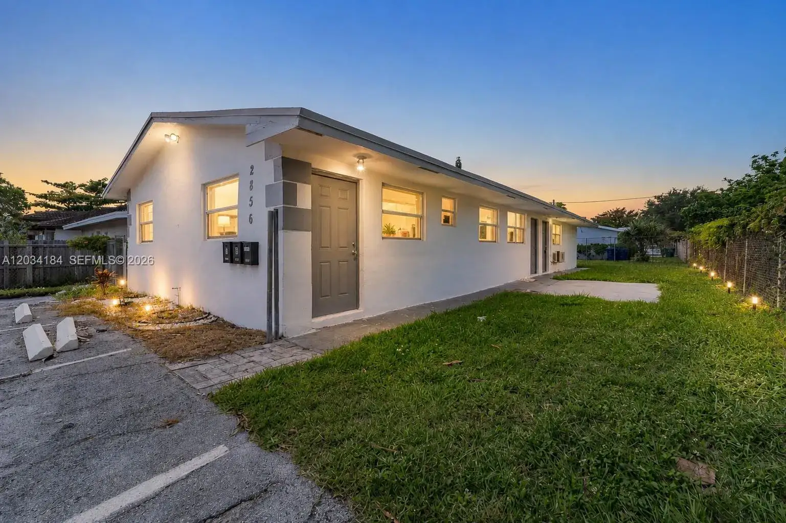 2 bedroom 1 bath Residential Lease for rent at 2856 NW 14th St # 2, Fort Lauderdale FL 33311