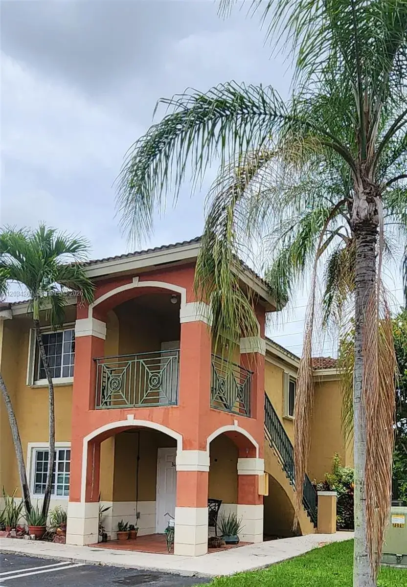 3 bedroom 2 bath Residential Lease for rent at 13318 SW 152nd St # 3202, Miami FL 33177