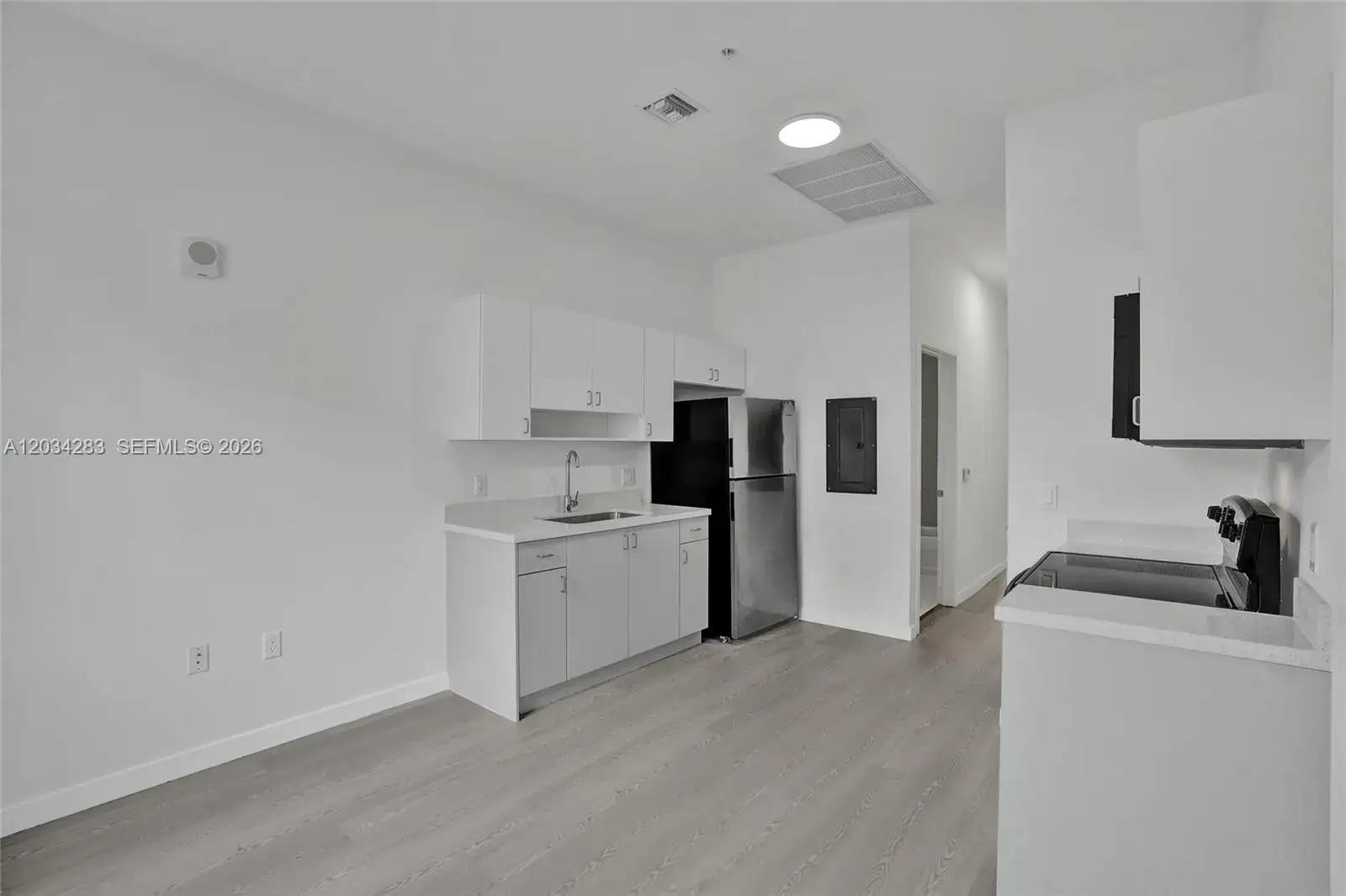 1 bedroom 1 bath Residential Lease for rent at 1567 NW 1st St # 3, Miami FL 33125