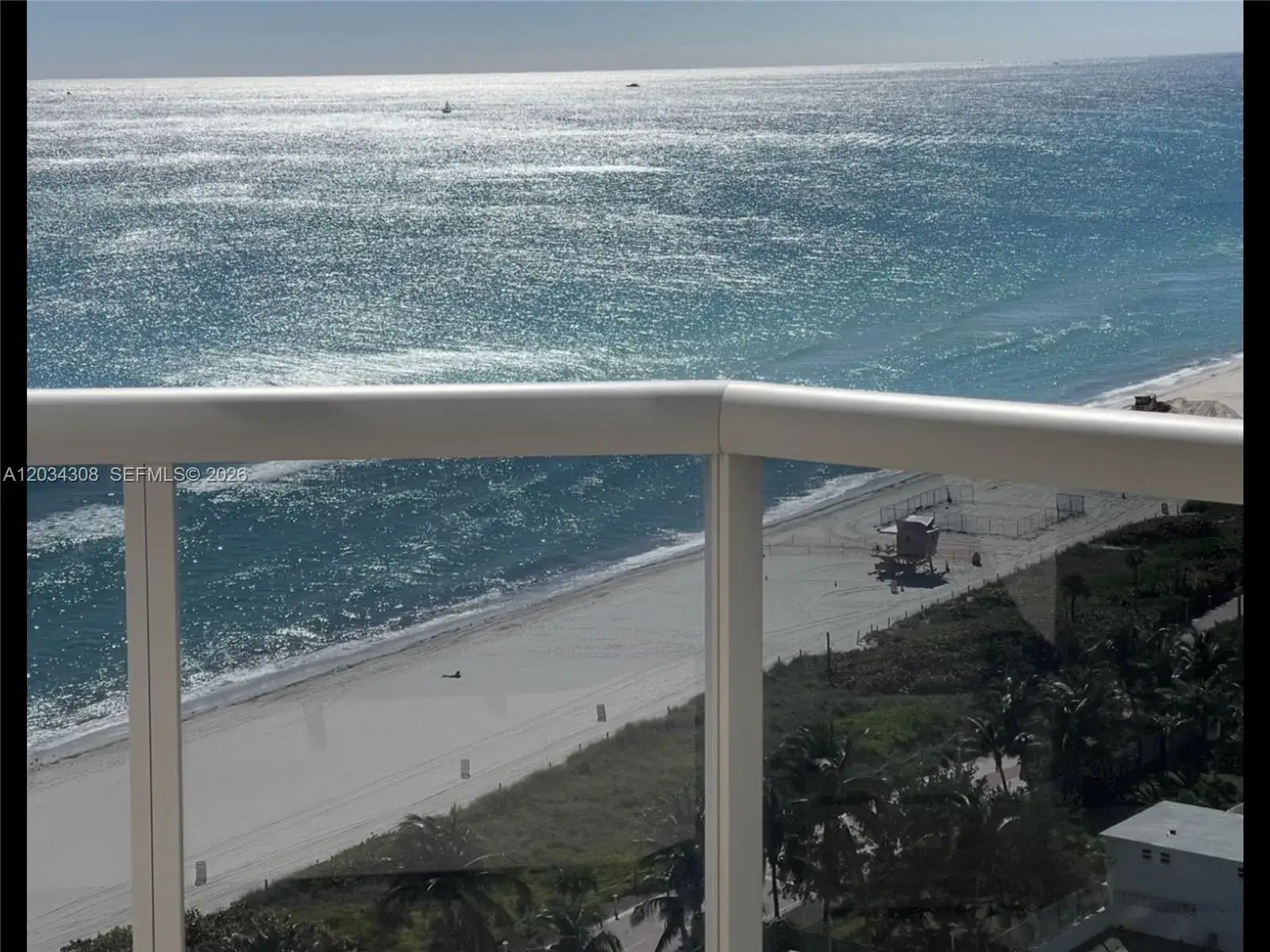 2 bedroom 2 bath Residential Lease for rent at 4779 Collins Ave # 1804, Miami Beach FL 33140