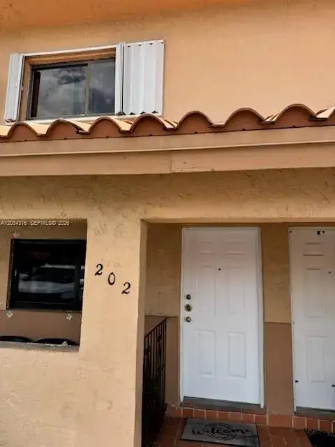2 bedroom 2 bath Residential Lease for rent at 7800 W 29th Way # 202, Hialeah FL 33018