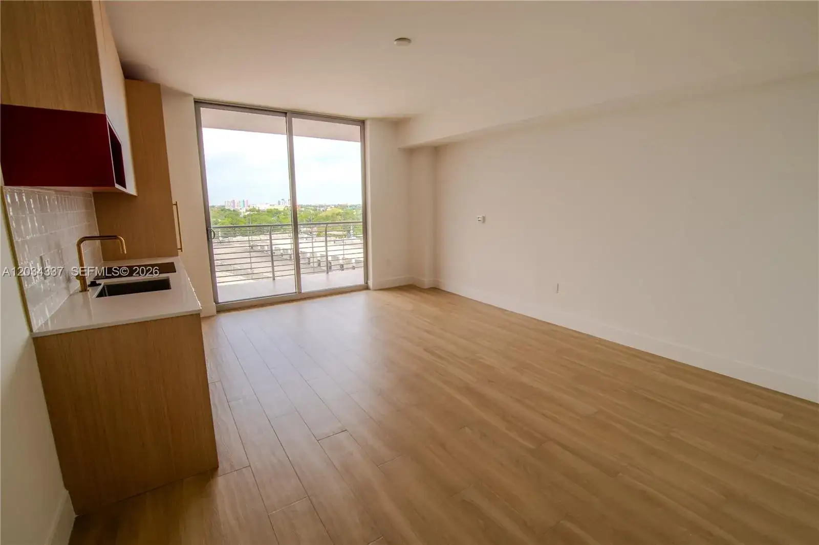 1 bath Residential Lease for rent at 90 NE 32nd St # 824, Miami FL 33137