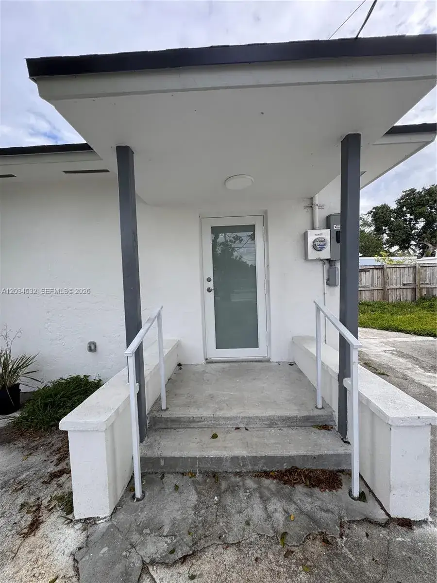 1 bedroom 1 bath Residential Lease for rent at 2239 NW 87th St # 8, Miami FL 33147