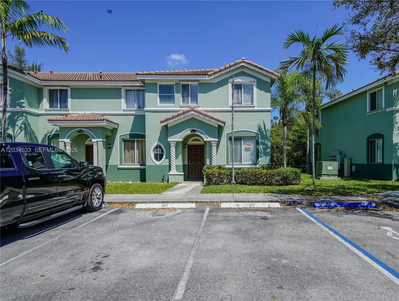 3 bedroom 3 bath Residential for sale at 1441 SE 24th Ct # 257, Homestead FL 33035