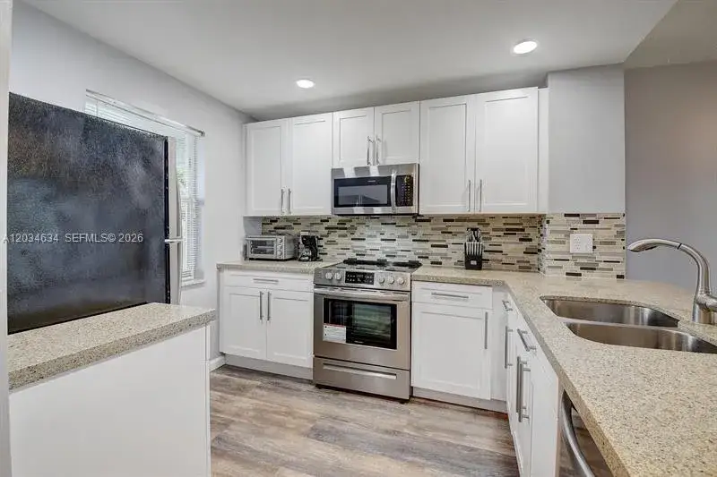 2 bedroom 2 bath Residential for sale at 9880 Marina Blvd # 1516, Boca Raton FL 33428