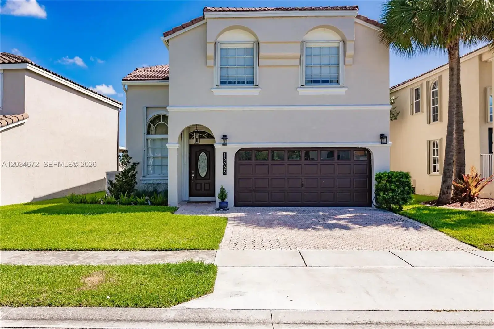 4 bedroom 2 bath Residential for sale at 15623 NW 5th St, Pembroke Pines FL 33028