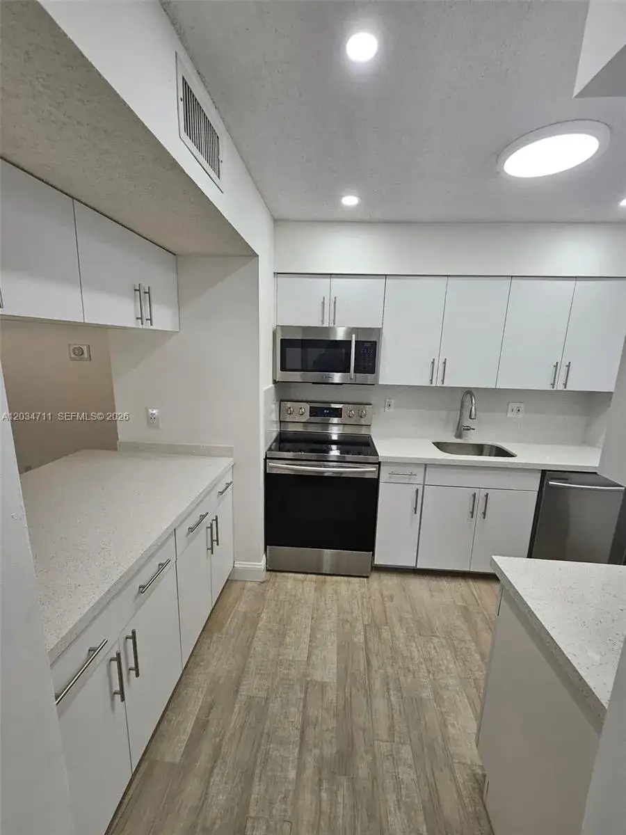 2 bedroom 2 bath Residential Lease for rent at 19800 SW 103rd Ct # 201, Cutler Bay FL 33157