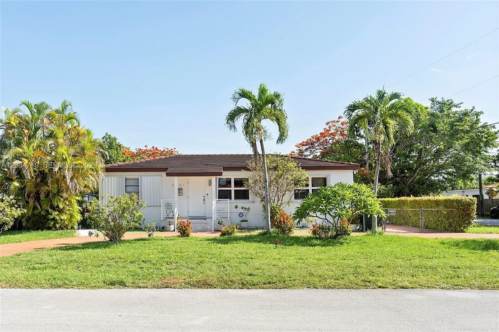 4 bedroom 3 bath Residential for sale at 6801 SW 27th St, Miami FL 33155