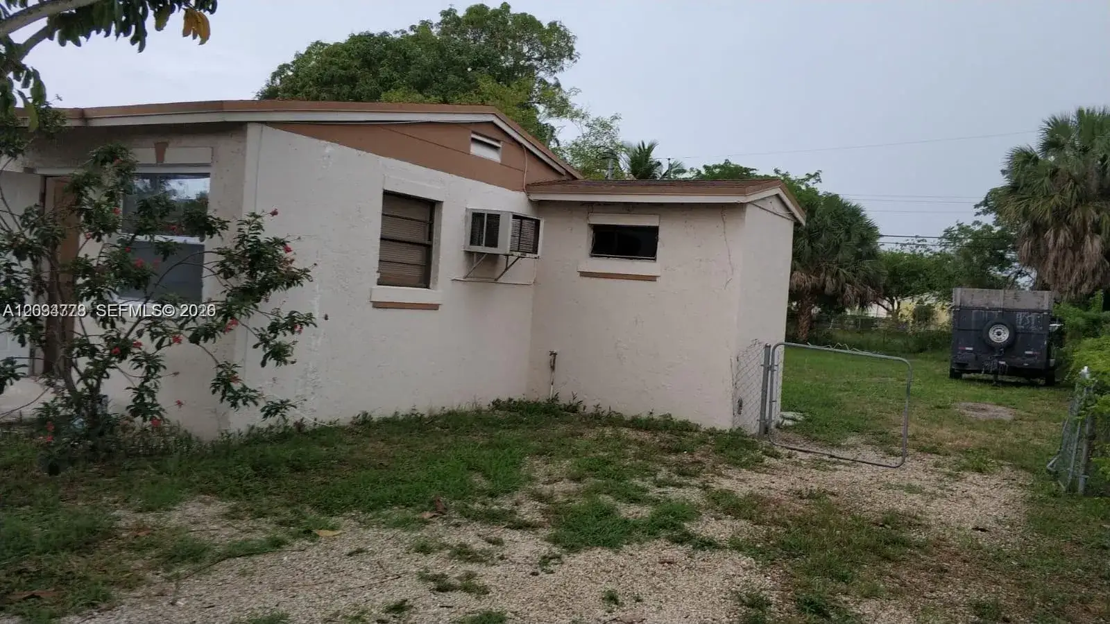2 bedroom 1 bath Residential for sale at 2400 NW 13th Ct, Fort Lauderdale FL 33311