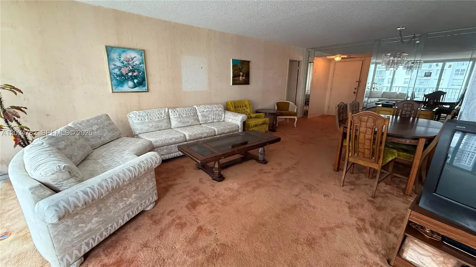 1 bedroom 1 bath Residential for sale at 231 174th St # 911, Sunny Isles Beach FL 33160