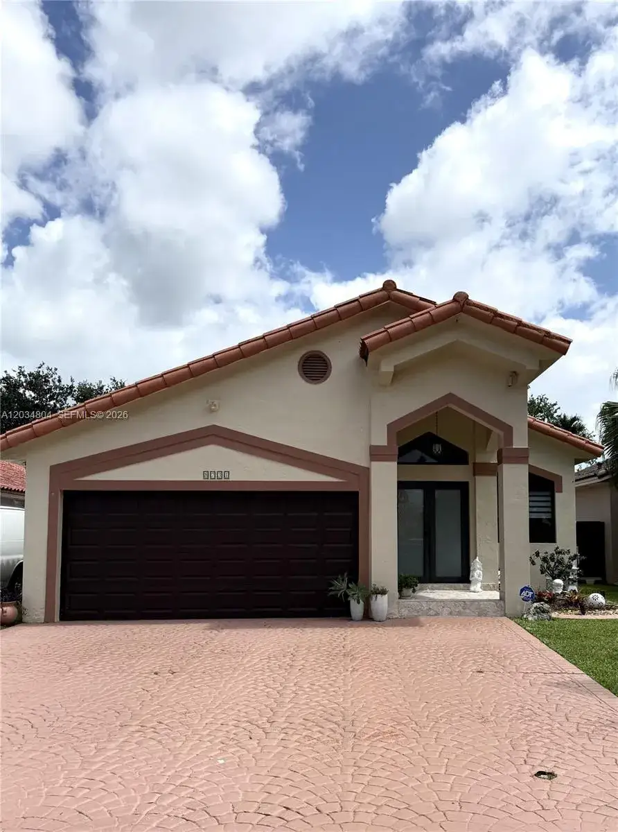 8731 NW 153rd Ter, Miami Lakes FL 33018