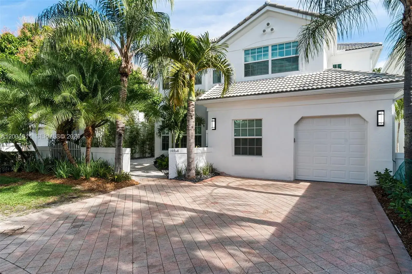 5 bedroom 5 bath Residential for sale at 19941 NE 36th Pl, Aventura FL 33180