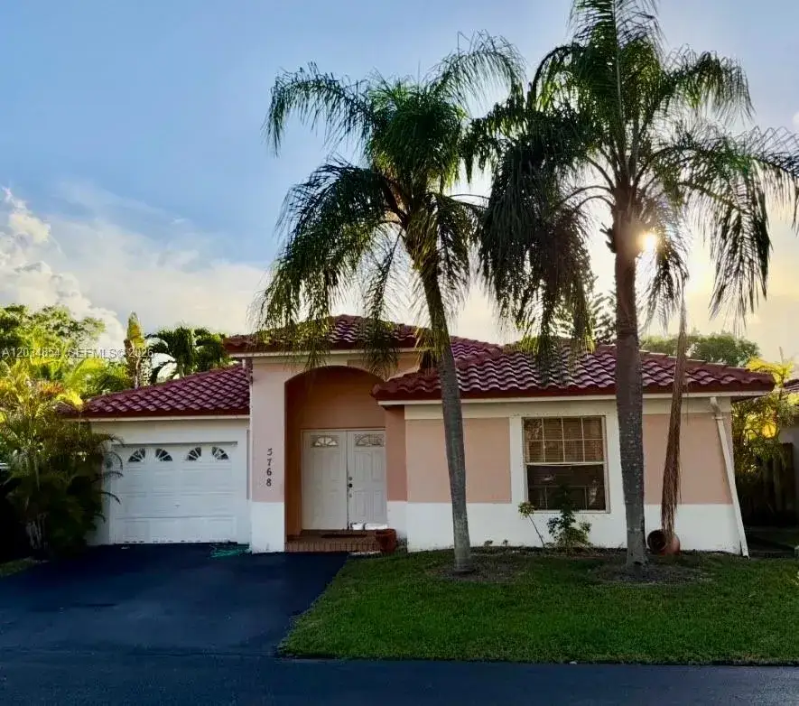 3 bedroom 2 bath Residential for sale at 5768 NW 98, Doral FL 33178