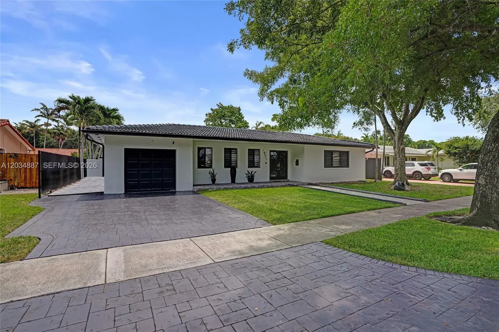 3 bedroom 2 bath Residential for sale at 14021 Cypress Ct, Miami Lakes FL 33014