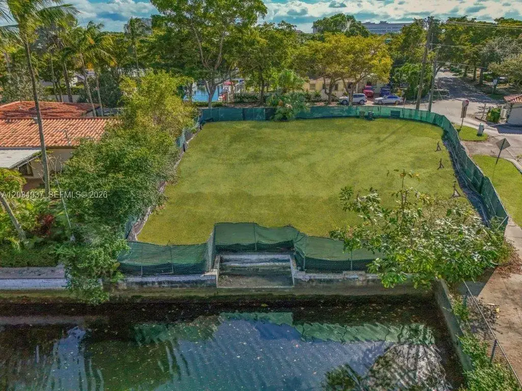 Land/Boat Docks for sale at 1805 Ixora Rd, North Miami FL 33181