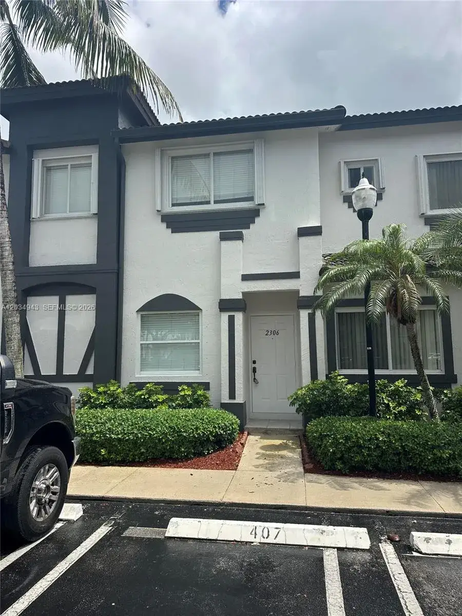 3 bedroom 2 bath Residential for sale at 2306 SE 23rd Ave, Homestead FL 33035