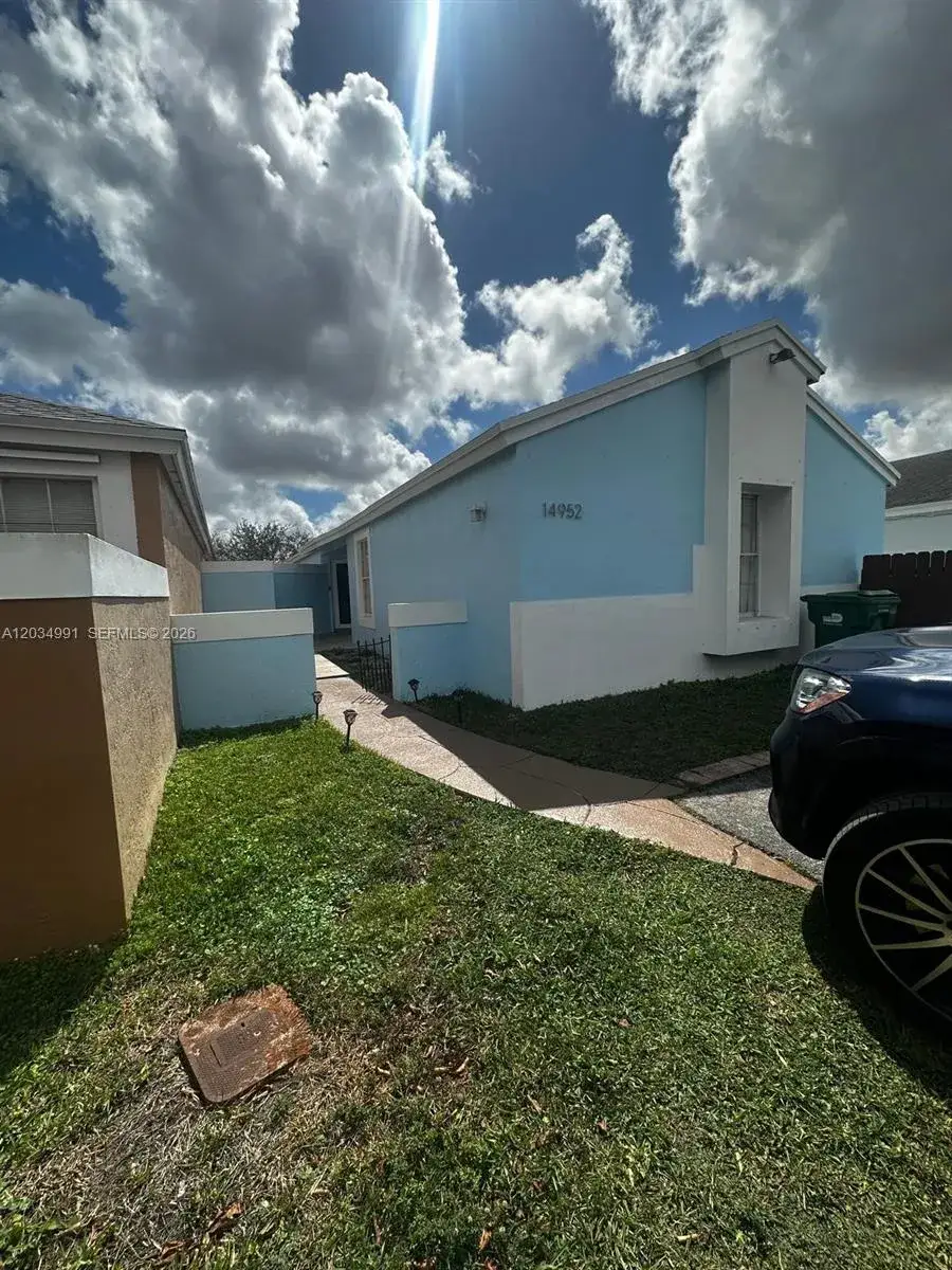 3 bedroom 2 bath Residential Lease for rent at 14952 SW 75th Ter, Miami FL 33193