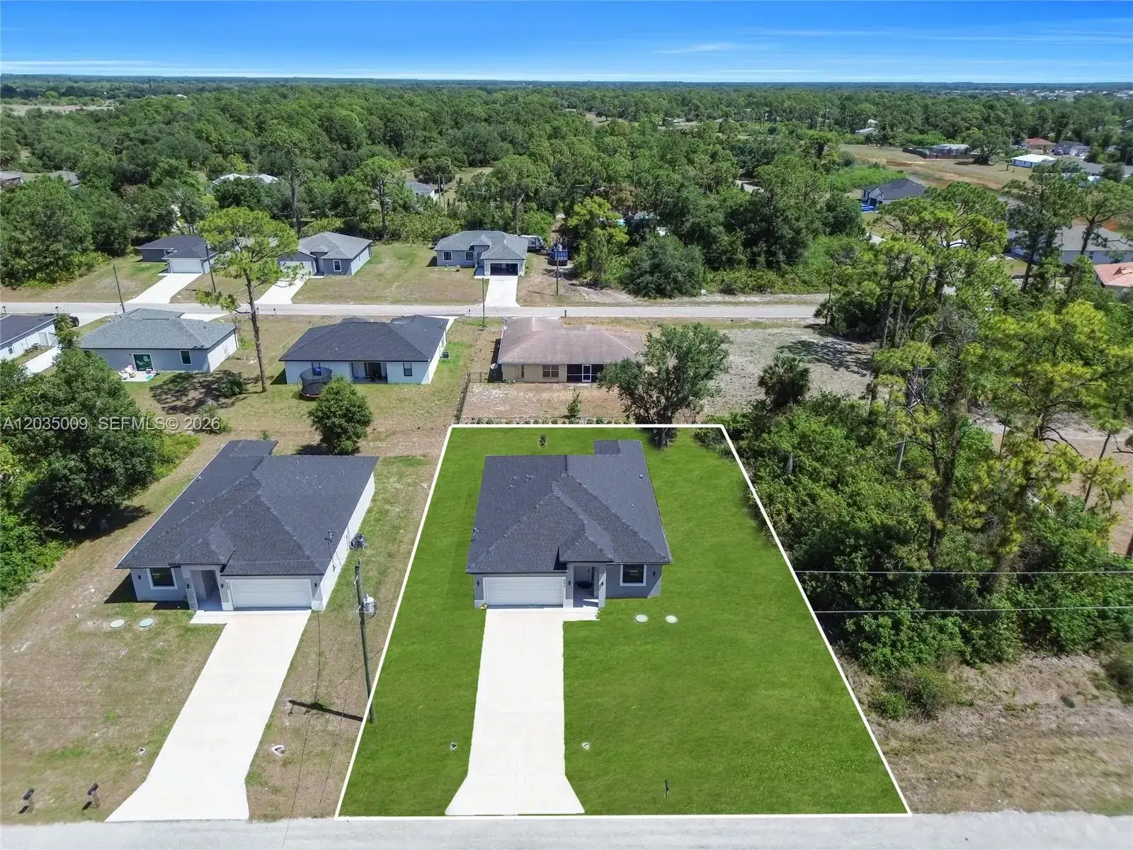 3 bedroom 2 bath Residential for sale at 6210 Forest Court, La Belle FL 33935