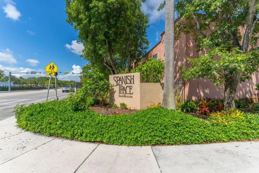 1 bedroom 1 bath Residential Lease for rent at 10832 N Kendall Dr # U1, Miami FL 33176