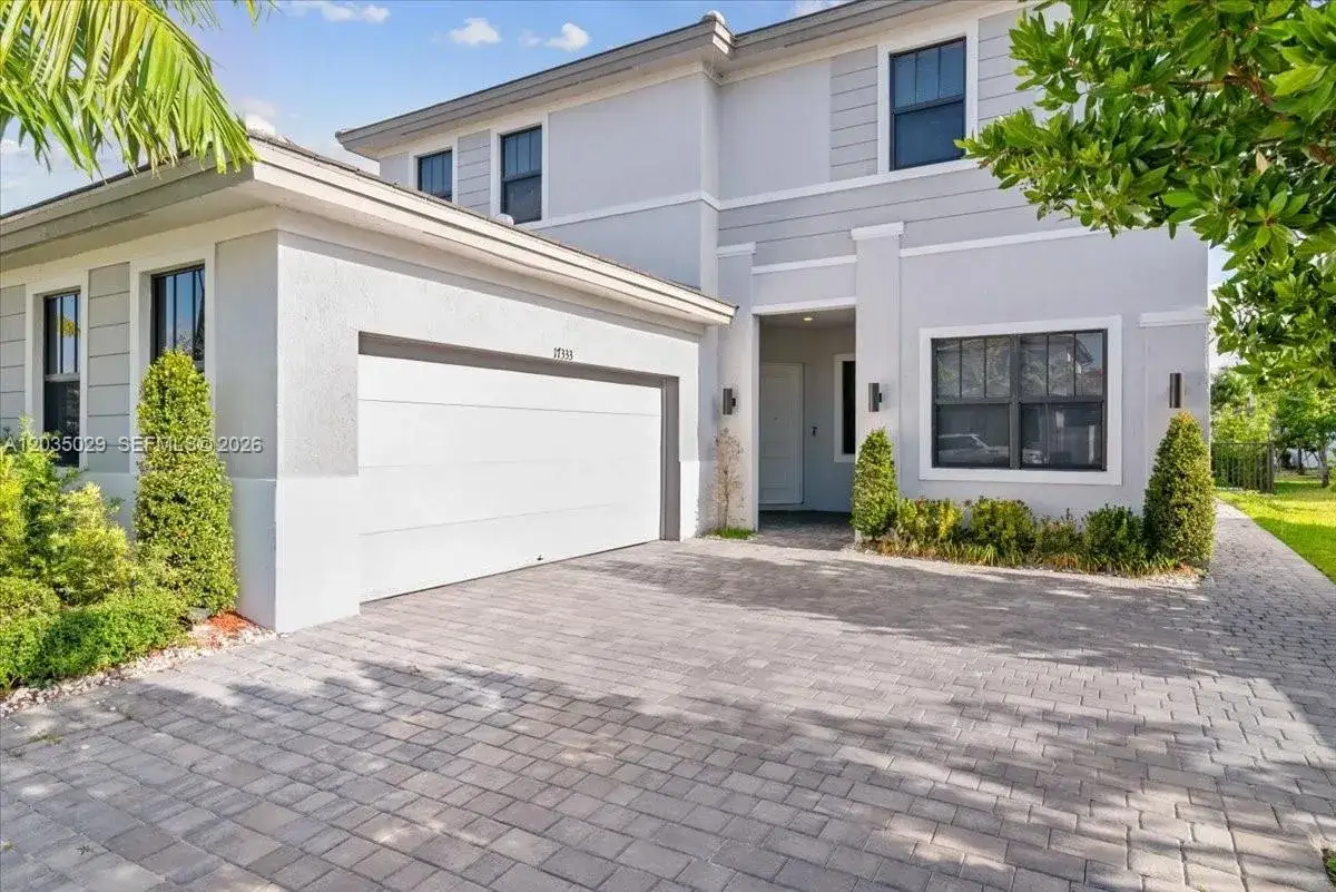 5 bedroom 4 bath Residential for sale at 17333 SW 46th St, Miramar FL 33029