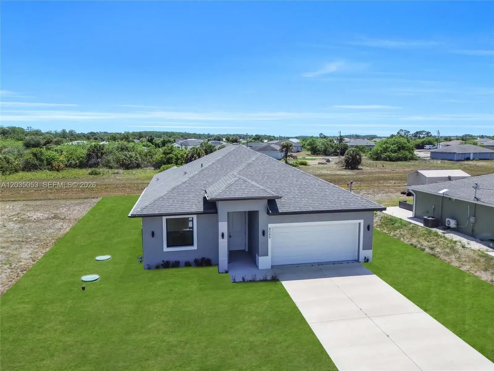 3 bedroom 2 bath Residential for sale at 8045 Buttercup Cir, La Belle FL 33935