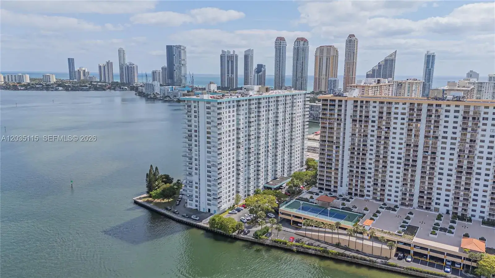 2 bedroom 2 bath Residential for sale at 301 174 ST # 702, Sunny Isles Beach FL 33160