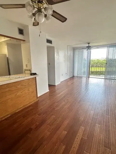 3 bedroom 2 bath Residential for sale at 870 NW 87th Ave # 302, Miami FL 33172