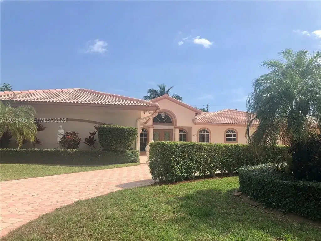 2 bedroom 2 bath Residential Lease for rent at 4808 NE 25th Ave # 2, Fort Lauderdale FL 33308