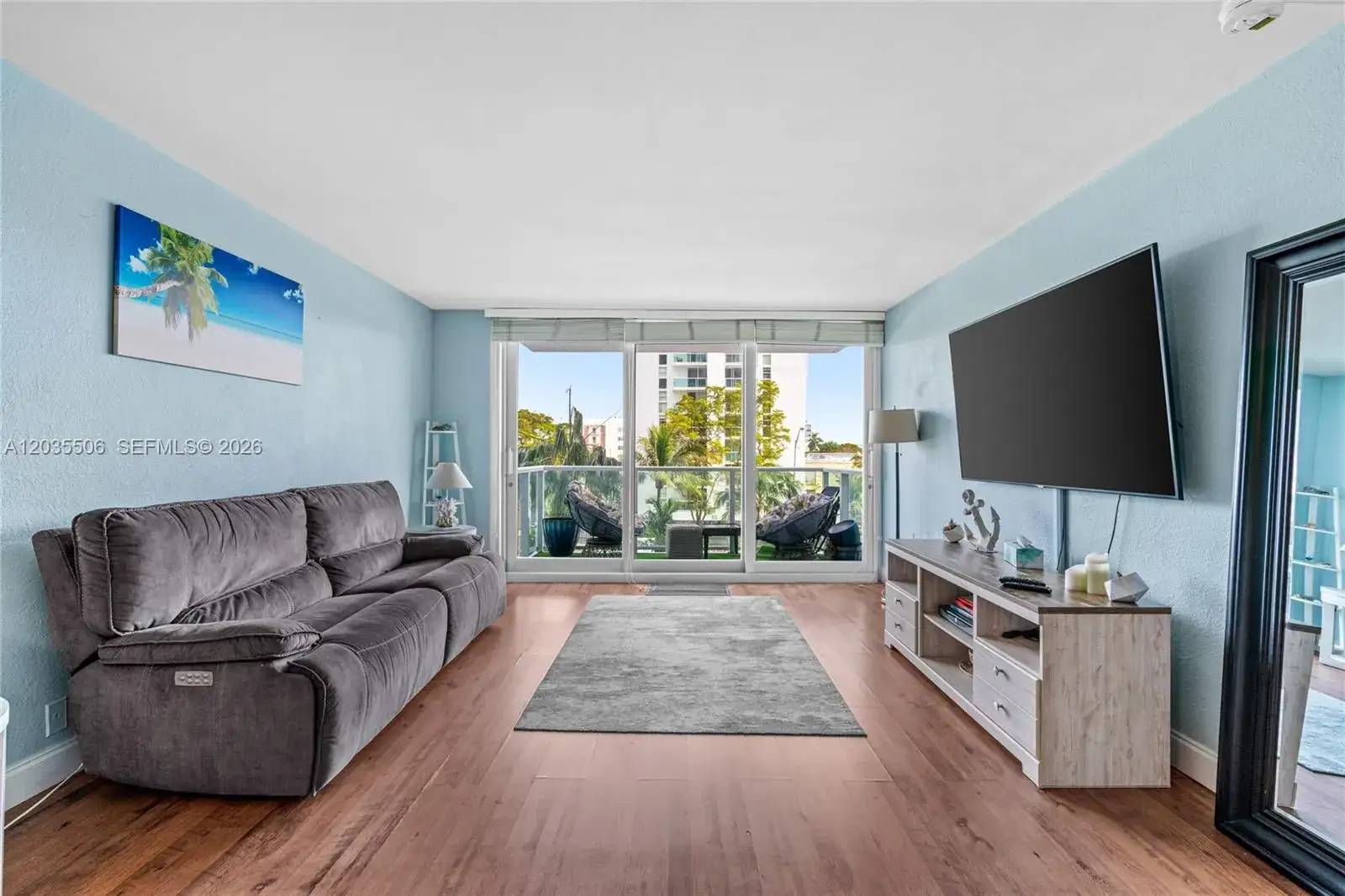 1 bedroom 1 bath Residential for sale at 1000 West Ave # 308, Miami Beach FL 33139
