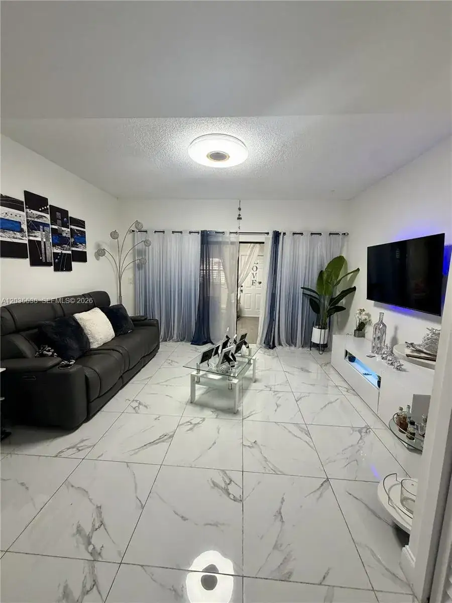 2 bedroom 1 bath Residential for sale at 270 NW 71st Ave # 4, Miami FL 33126