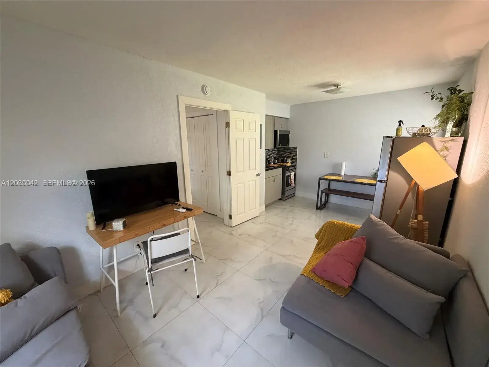 645 NE 35th St # 2, Oakland Park FL 33334