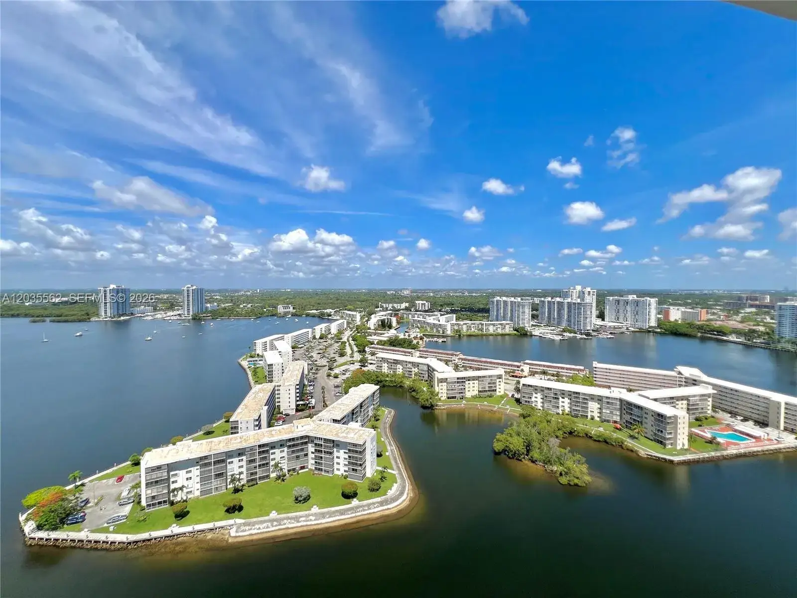2 bedroom 2 bath Residential for sale at 1000 W Island Blvd # 3010, Aventura FL 33160