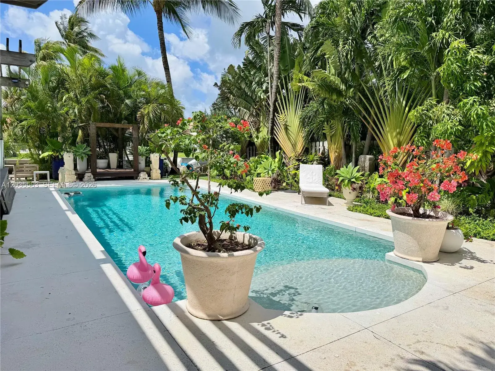 5 bedroom 3 bath Residential Lease for rent at 1460 Cleveland Rd, Miami Beach FL 33141