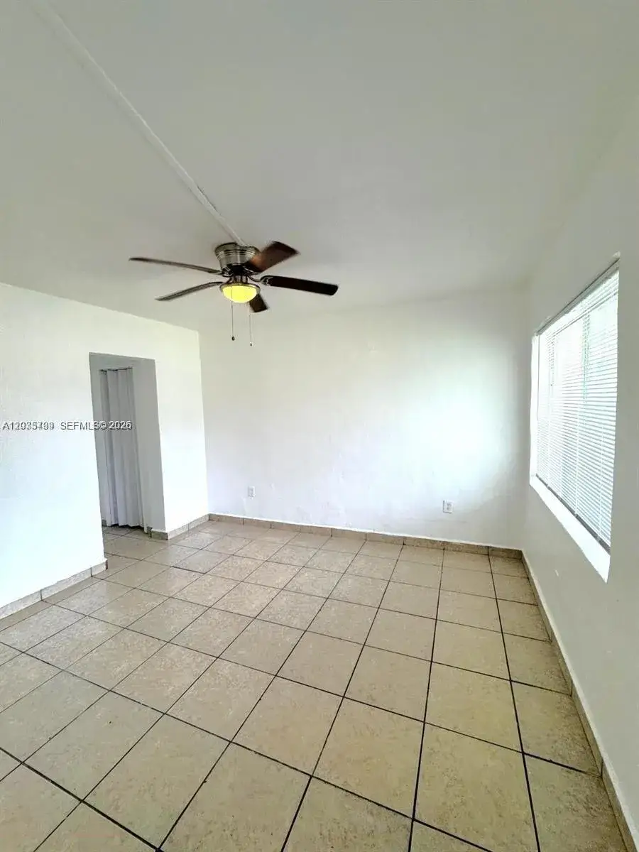 1 bedroom 1 bath Residential Lease for rent at 420 NW 10th St # 7, Miami FL 33136