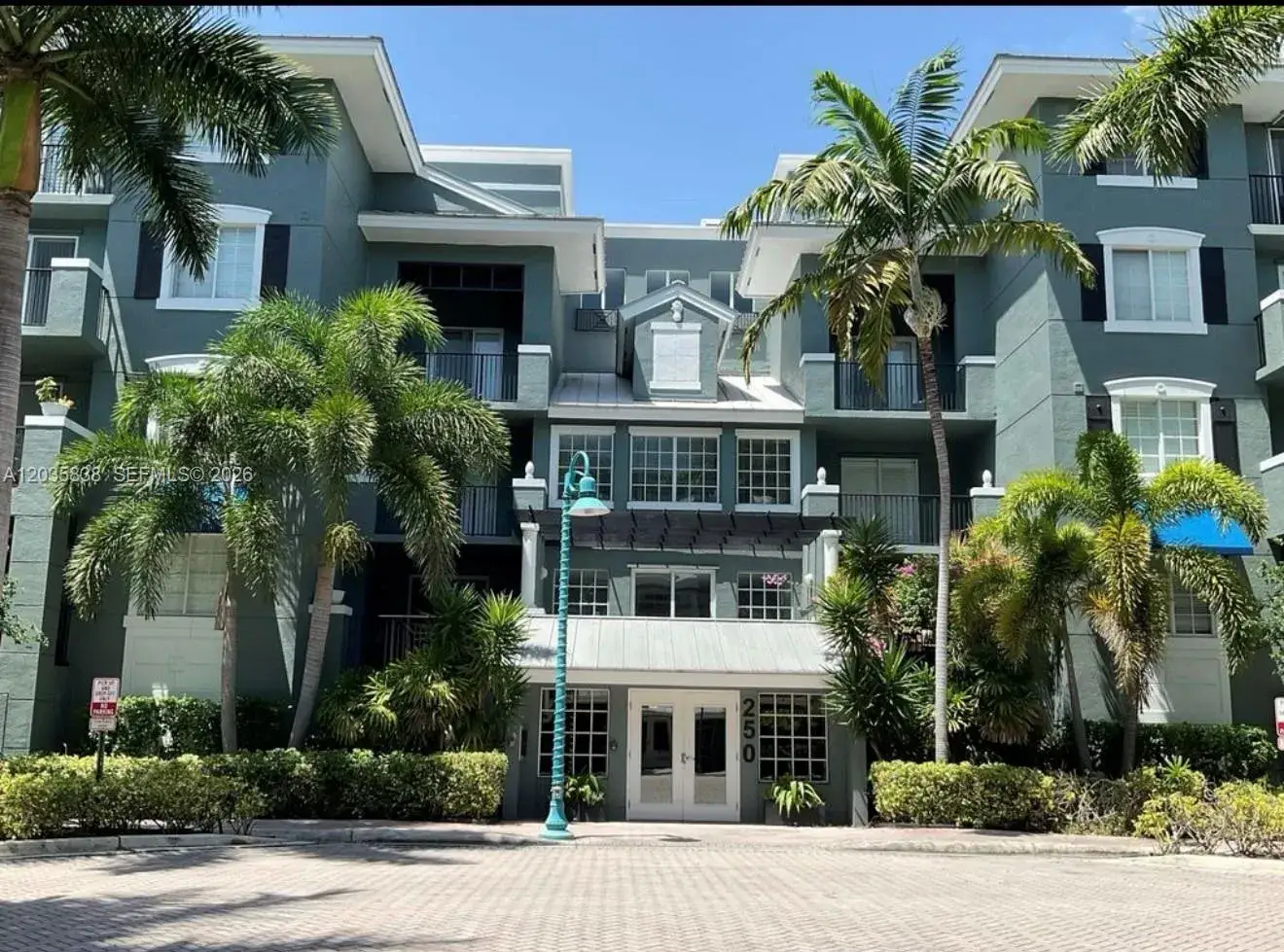 1 bedroom 1 bath Residential Lease for rent at 250 NE 3rd Ave # 1210, Delray Beach FL 33444