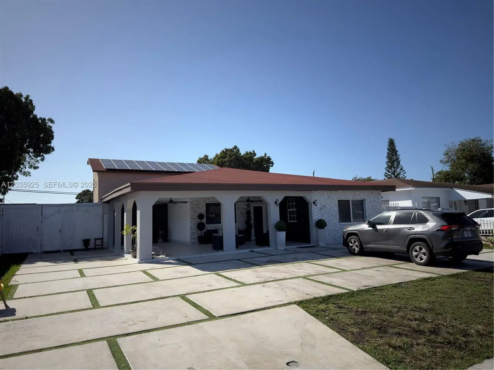 6 bedroom 5 bath Residential for sale at 224 E 42nd St, Hialeah FL 33013