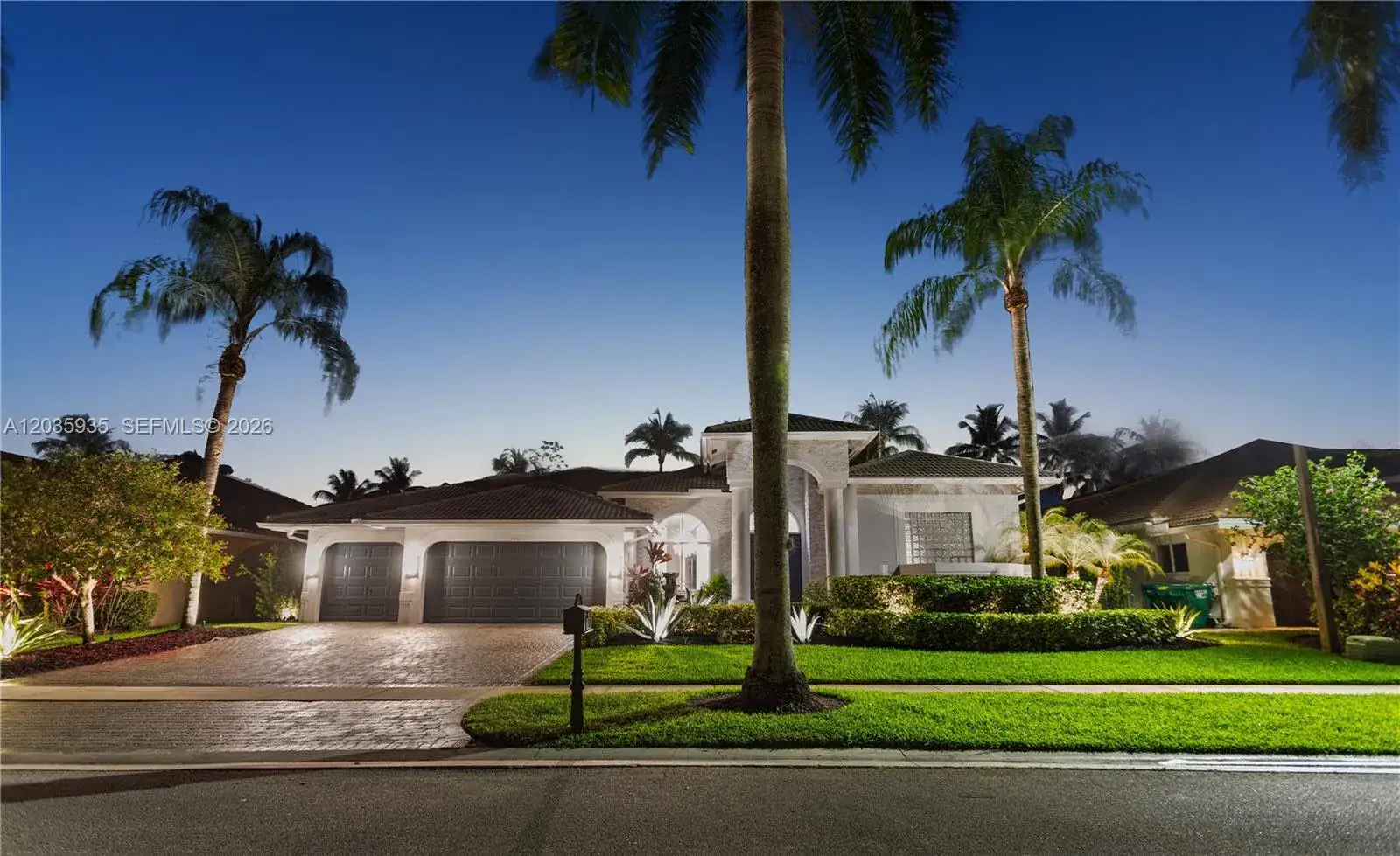 4 bedroom 2 bath Residential for sale at 11021 Redhawk St, Plantation FL 33324