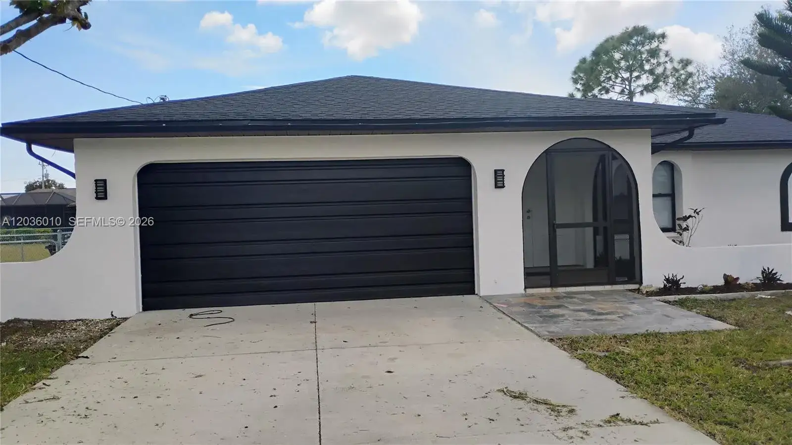 3 bedroom 2 bath Residential Lease for rent at 1404 SE 19TH St., Cape Coral FL 33990