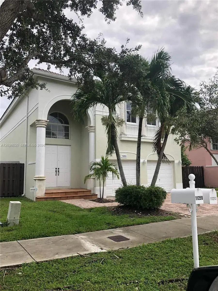 11253 NW 47th Ln, Doral FL 33178