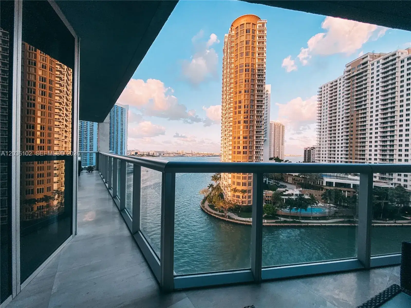 3 bedroom 2 bath Residential for sale at 465 Brickell Ave # 1101, Miami FL 33131
