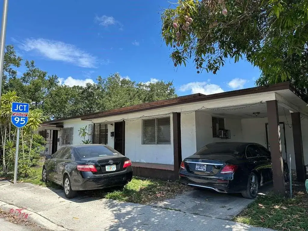 Residential Income for sale at 545 NW 81st St, Miami FL 33150